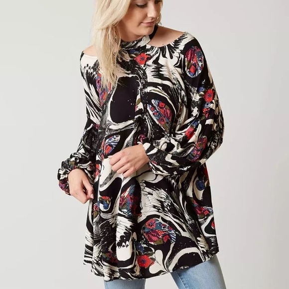 Free People Black Drift Away Cold-Shoulder Long Sleeve Tunic Top Size XS - Picture 2 of 16